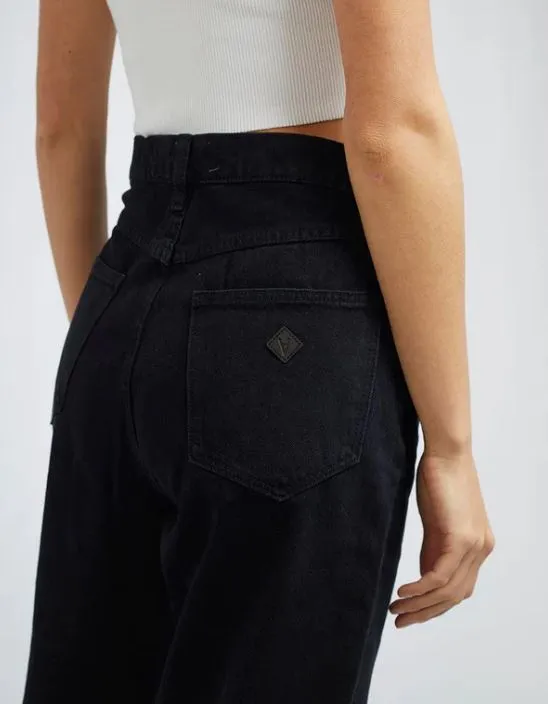 A SLOUCH JEAN