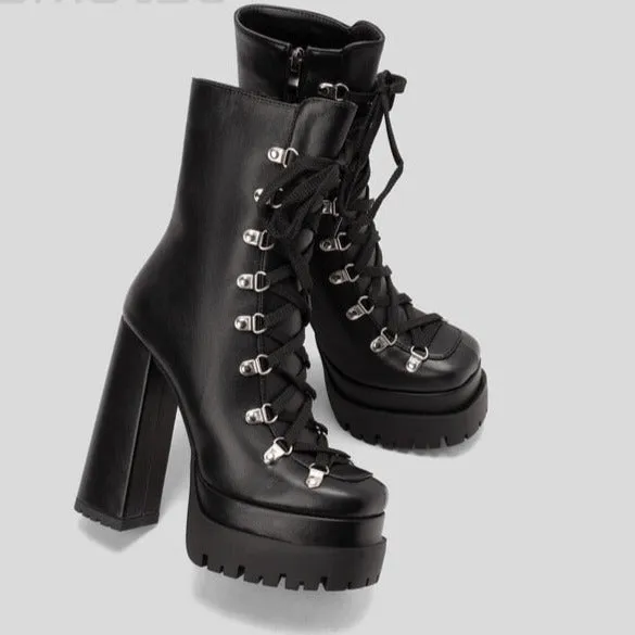 TEEK - Thick Platform Tie-Up Punk Martin Boots